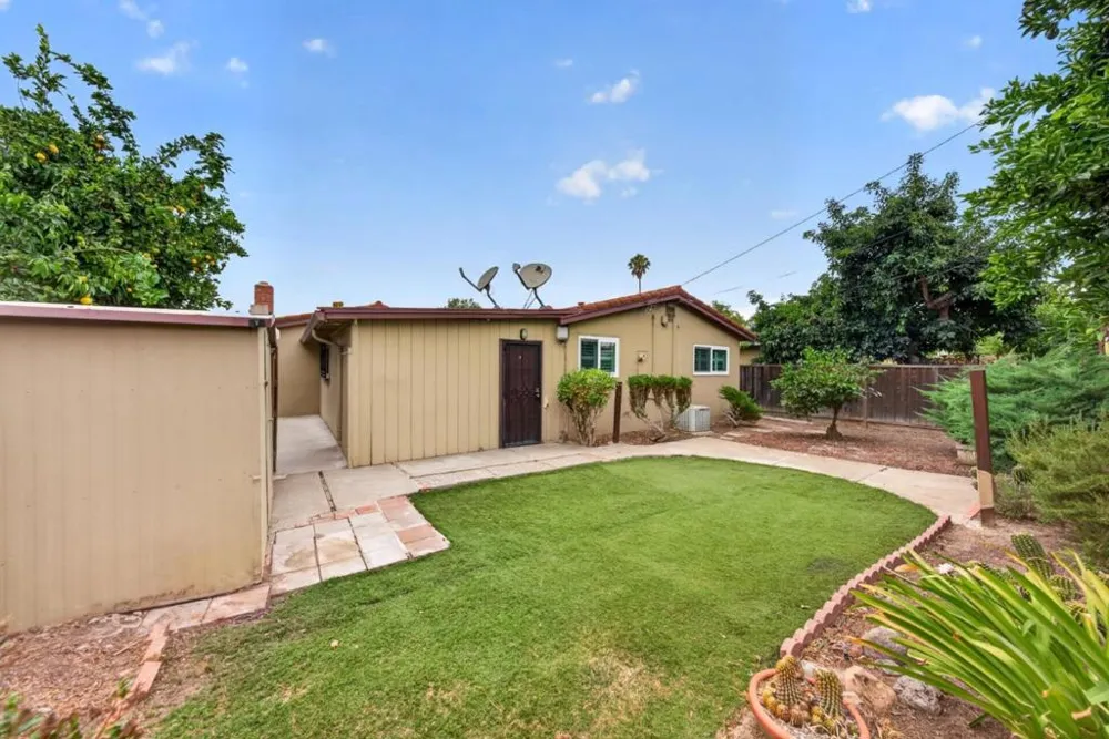 4034 Ezie Street San Jose, CA 95111