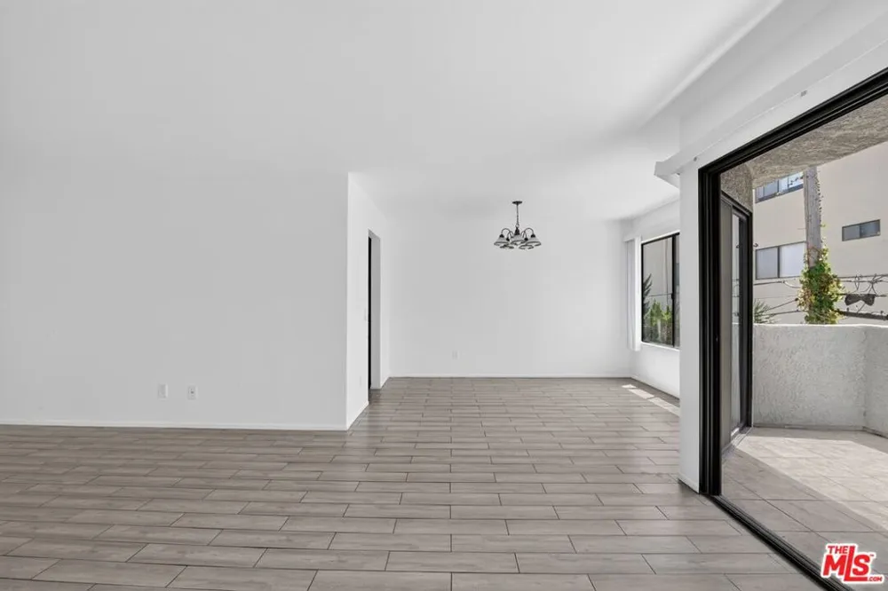 1931 Malcolm Avenue #204 Los Angeles, CA 90025