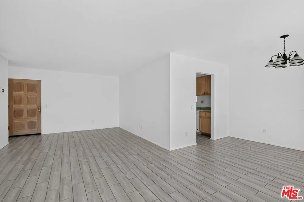 1931 Malcolm Avenue #204 Los Angeles, CA 90025