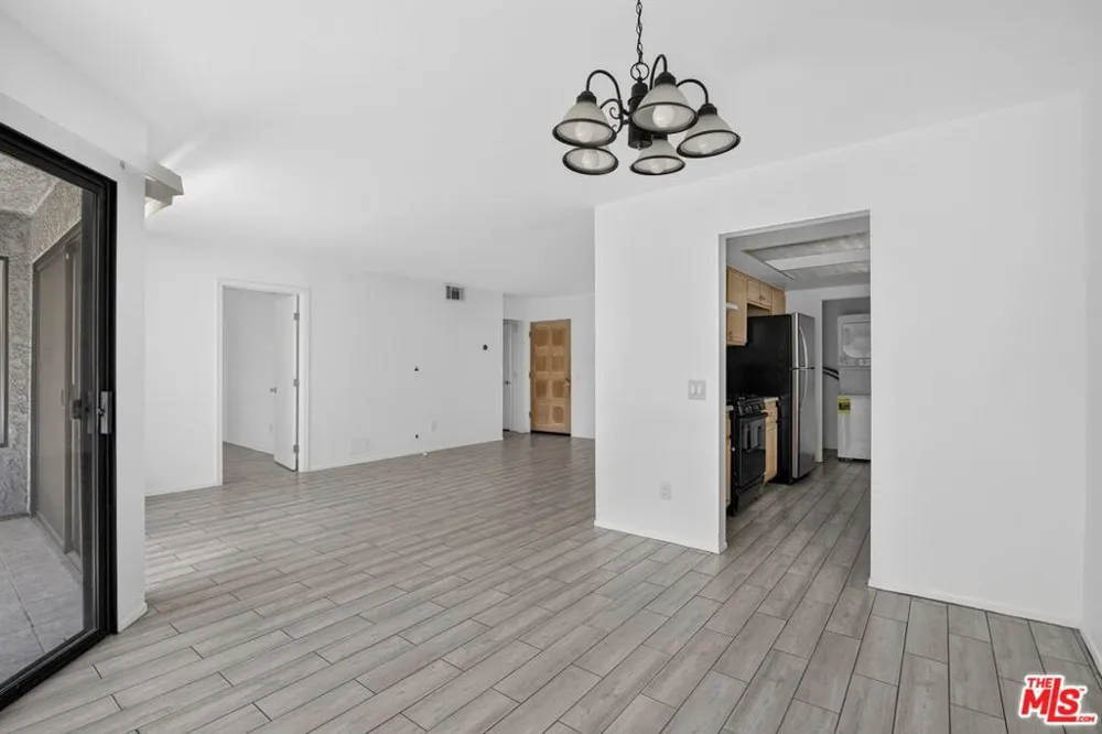 1931 Malcolm Avenue #204 Los Angeles, CA 90025