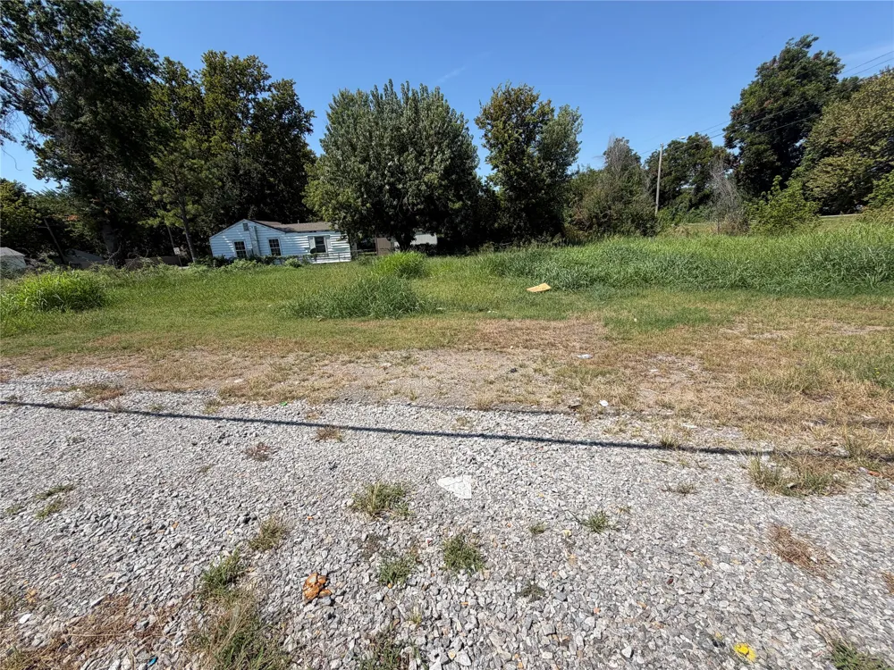 224 S 49th Avenue W Tulsa, OK 74127