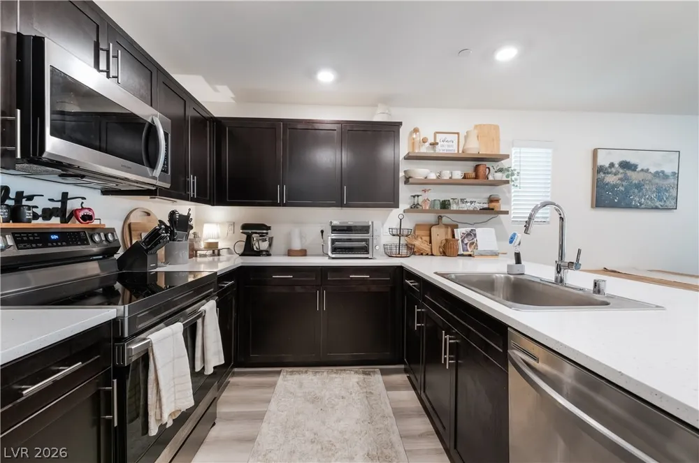 6818 Truffle Gray Street Las Vegas, NV 89148