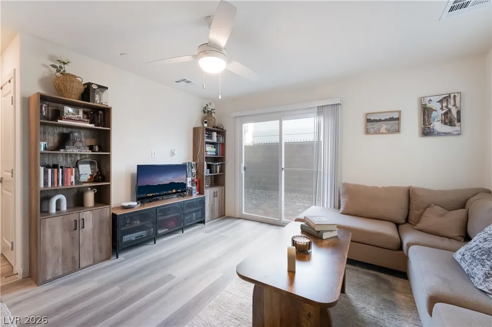 6818 Truffle Gray Street Las Vegas, NV 89148