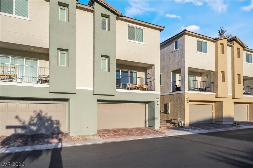 6818 Truffle Gray Street Las Vegas, NV 89148