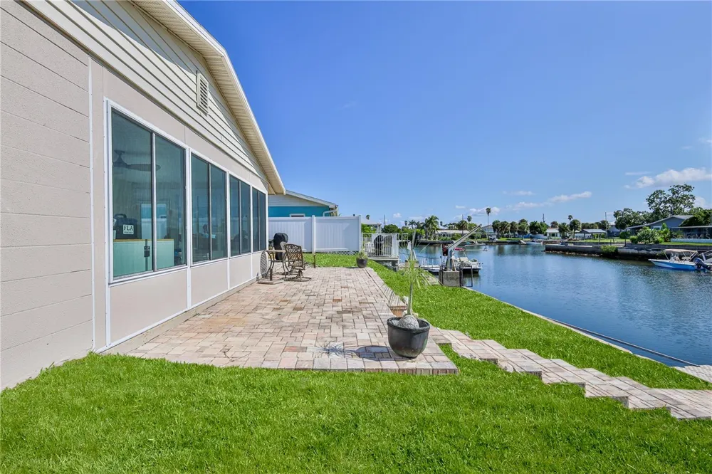 4392 3RD ISLE DRIVE Hernando Beach, FL 34607