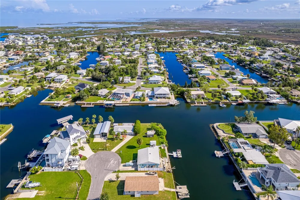 4392 3RD ISLE DRIVE Hernando Beach, FL 34607