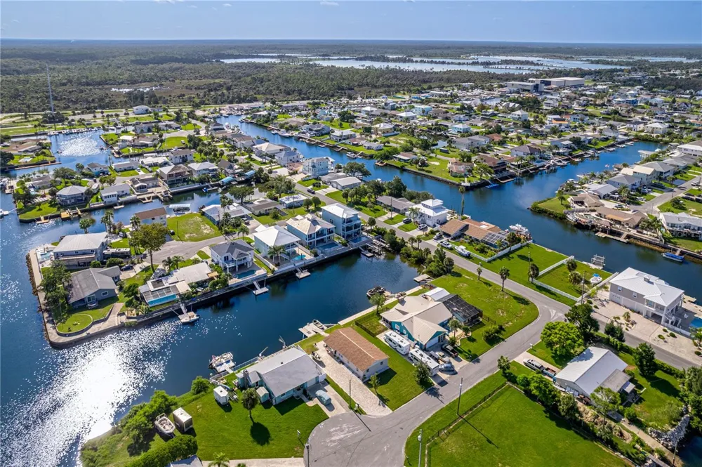 4392 3RD ISLE DRIVE Hernando Beach, FL 34607