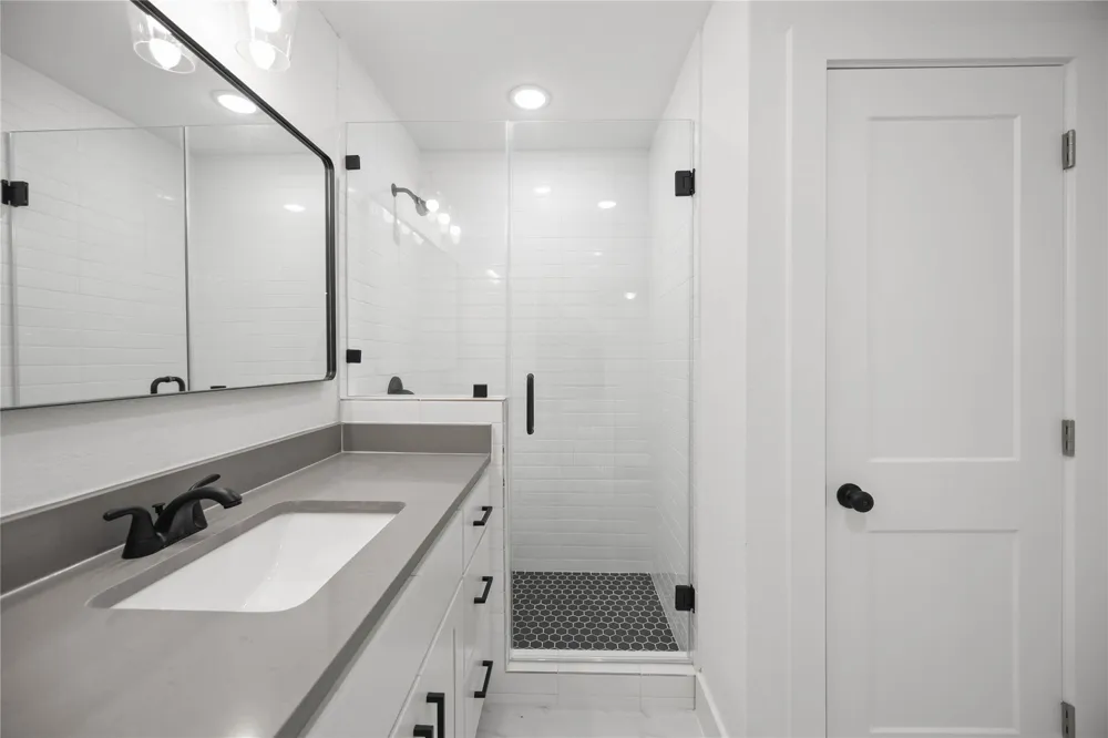 3405 Mount Pleasant Street Houston, TX 77021
