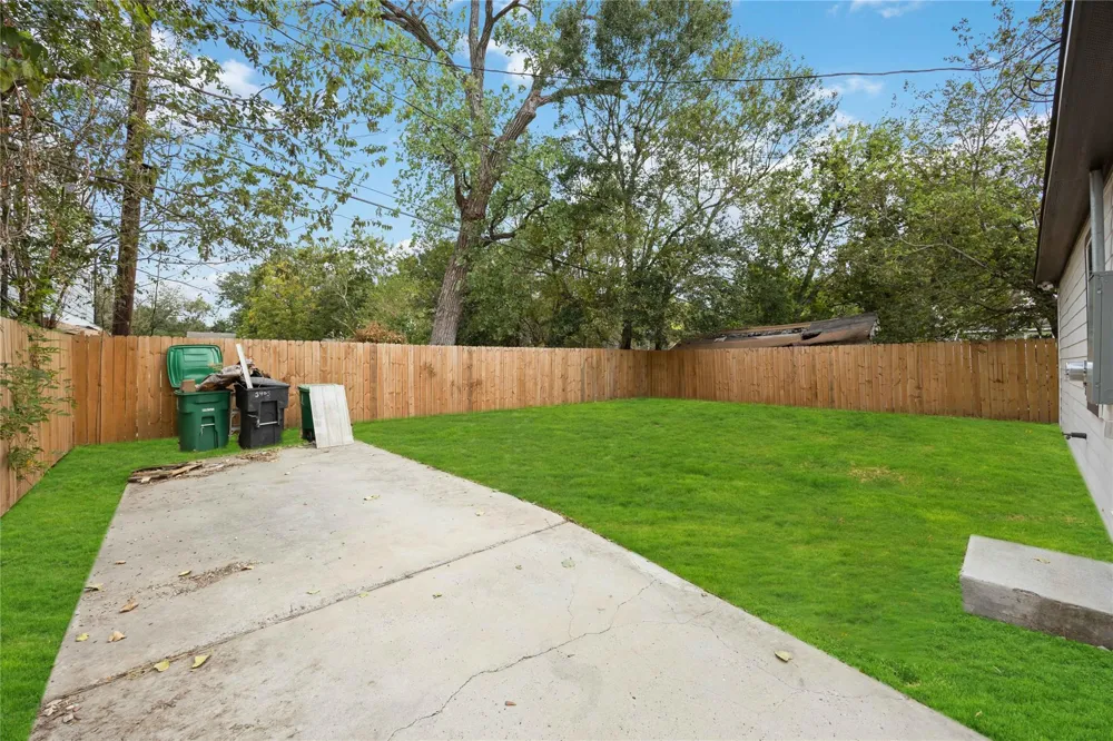 3405 Mount Pleasant Street Houston, TX 77021