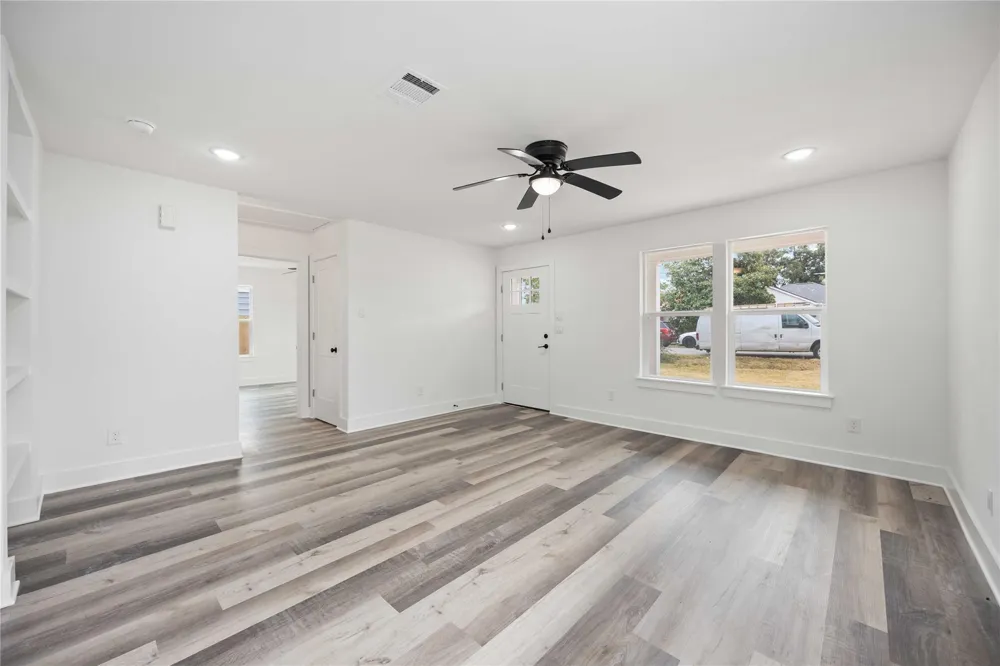 3405 Mount Pleasant Street Houston, TX 77021