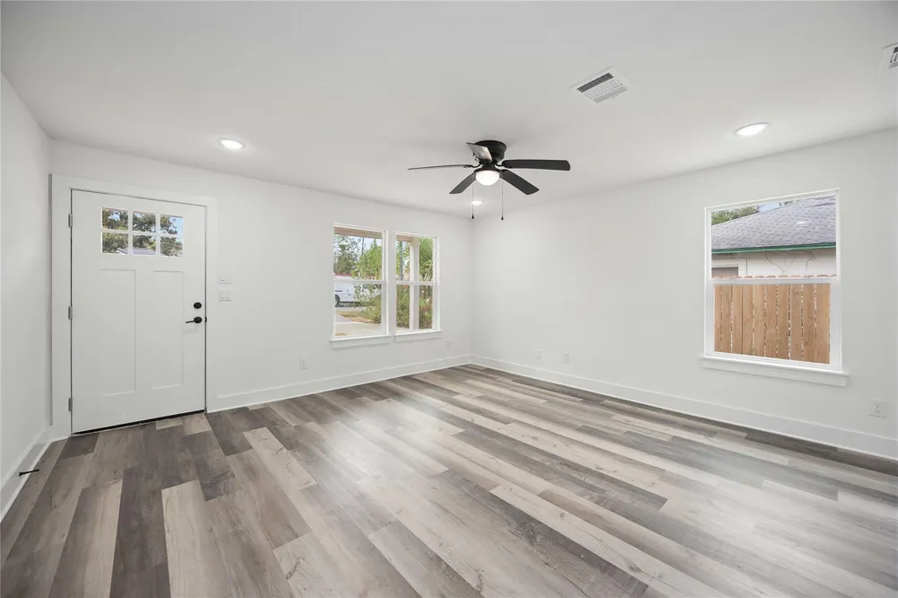 3405 Mount Pleasant Street Houston, TX 77021