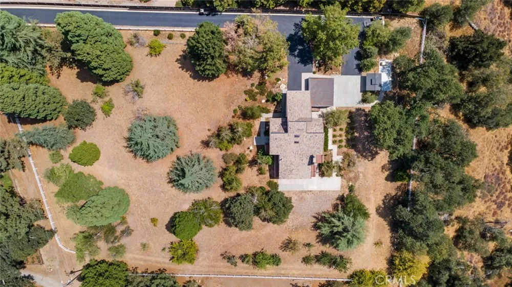 39155 Harris Oak Glen, CA 92399