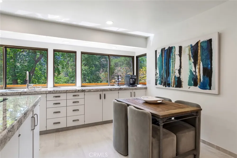39155 Harris Oak Glen, CA 92399