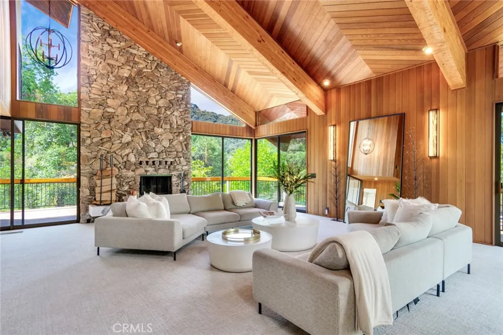 39155 Harris Oak Glen, CA 92399