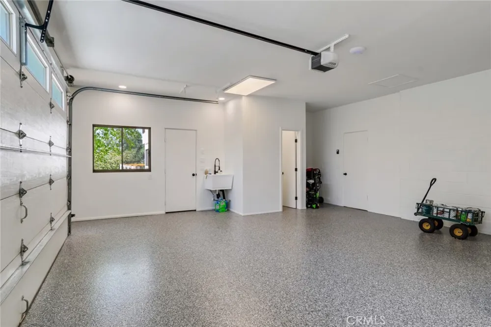 39155 Harris Oak Glen, CA 92399