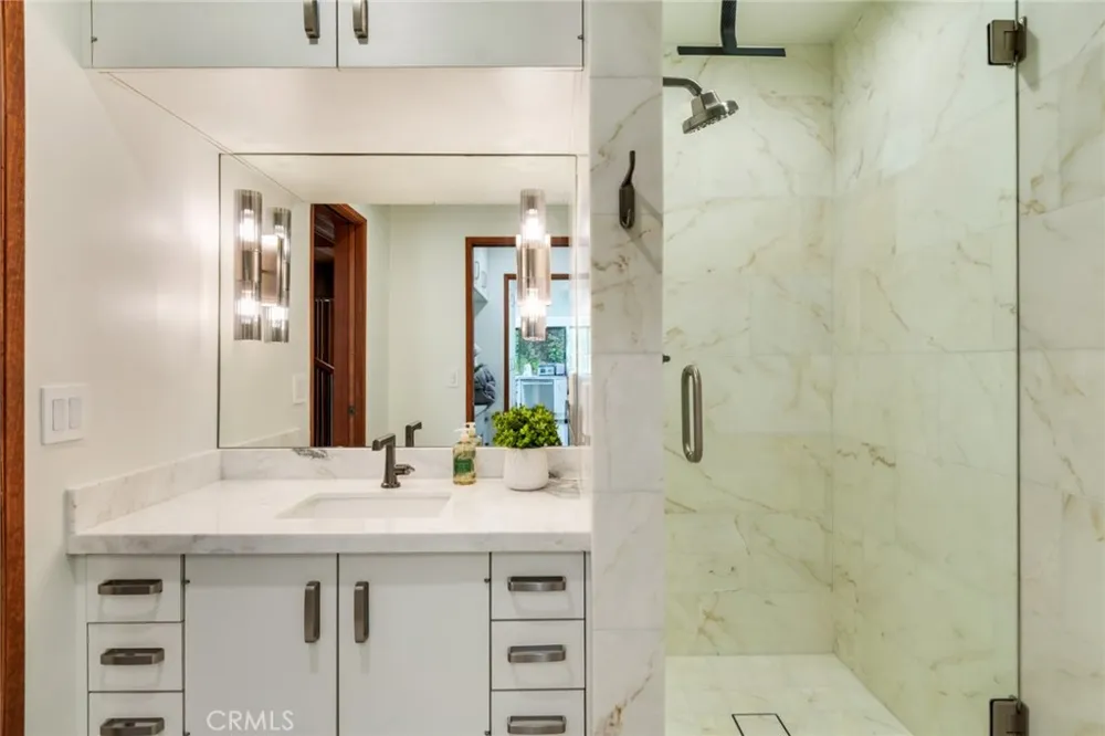 39155 Harris Oak Glen, CA 92399