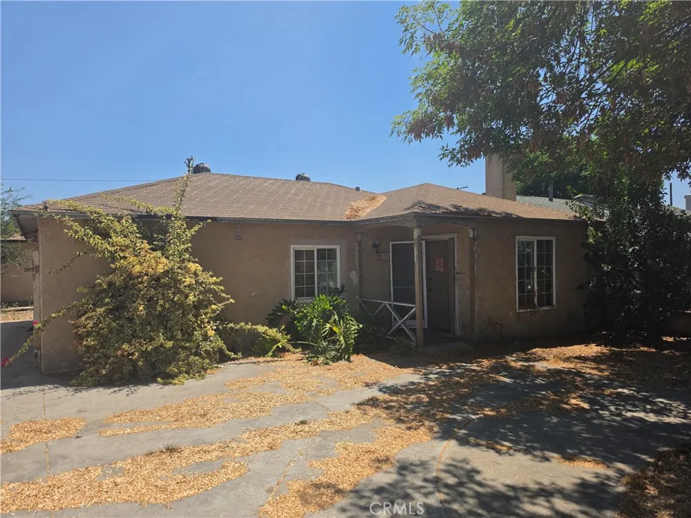 13165 13th Chino, CA 91710