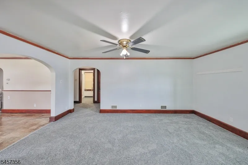 12 Limekiln Rd Phillipsburg Town, NJ 08865