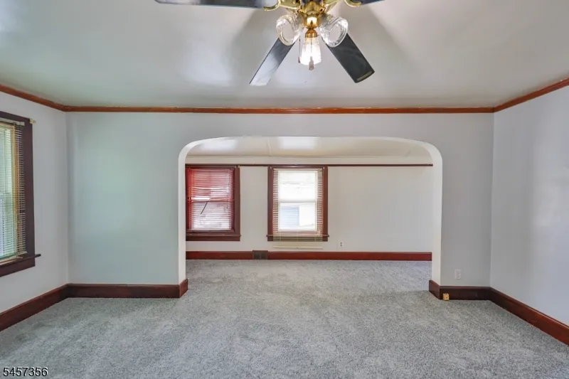 12 Limekiln Rd Phillipsburg Town, NJ 08865