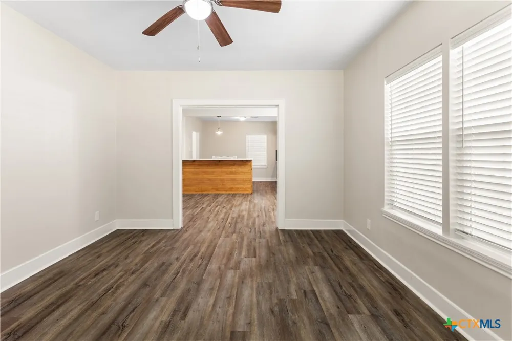 1903 E North Street Victoria, TX 77901