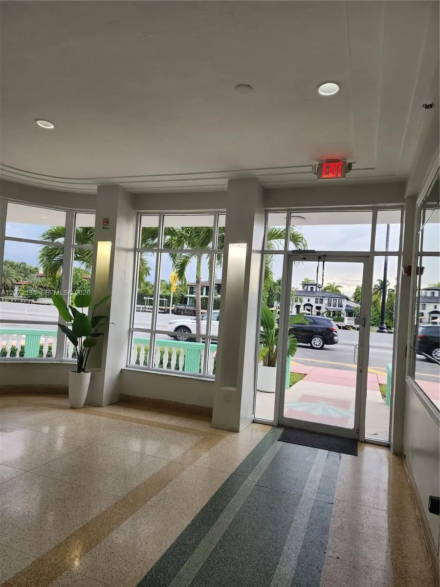 3801 Indian Creek Dr #201 Miami Beach, FL 33140
