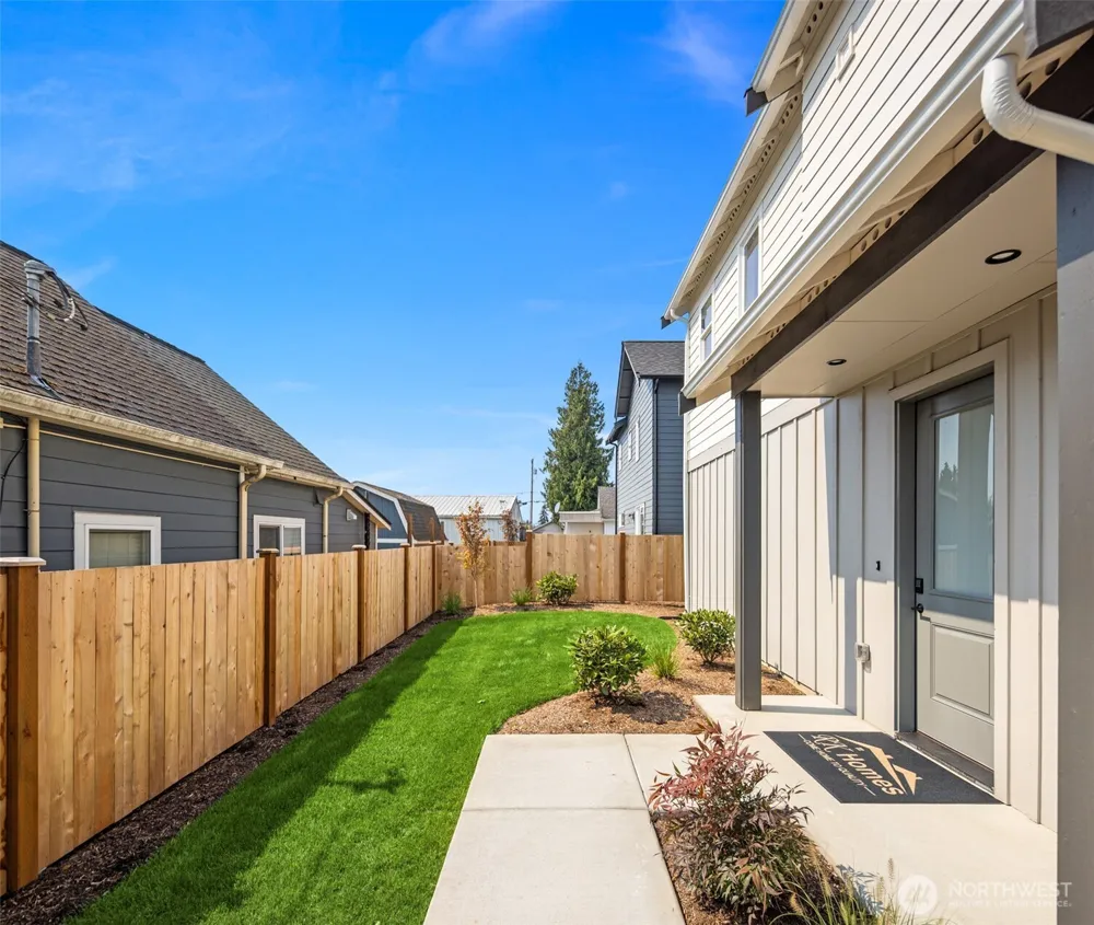 2402 Cleveland Avenue #C Everett, WA 98201
