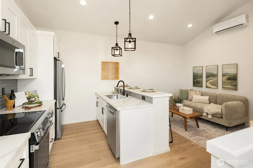 2402 Cleveland Avenue #C Everett, WA 98201