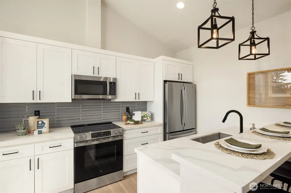 2402 Cleveland Avenue #C Everett, WA 98201