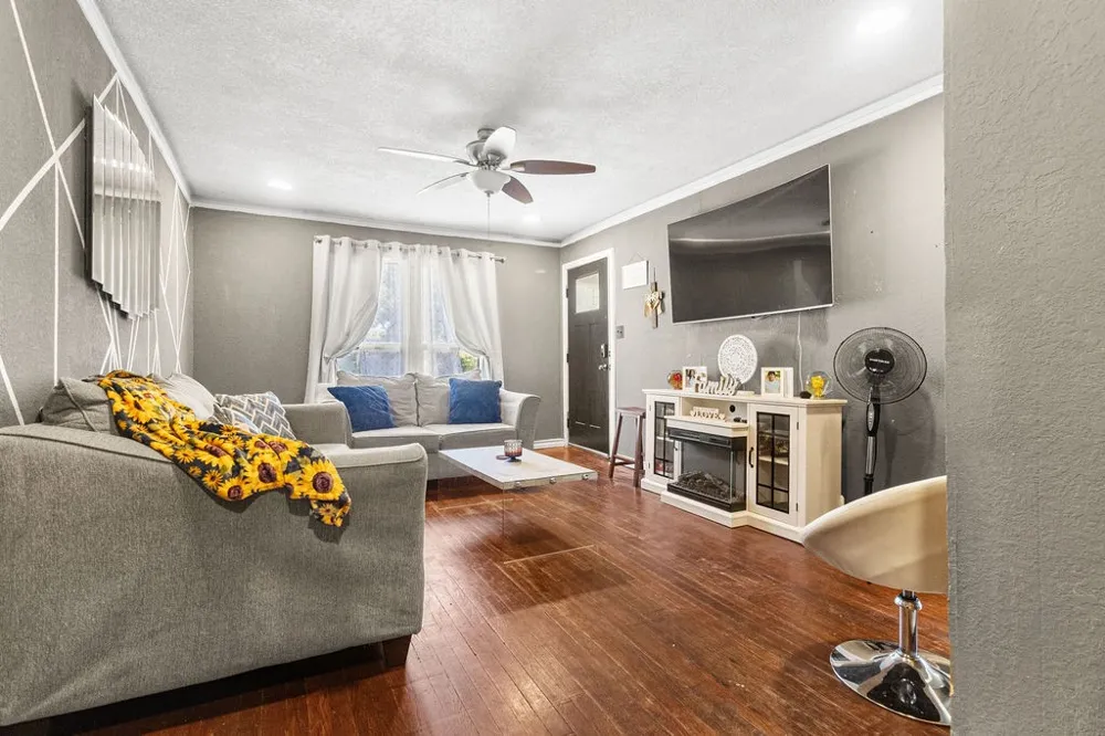 3516 Wilbarger Street Fort Worth, TX 76119