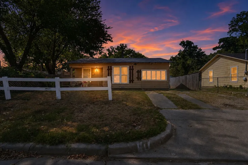 3516 Wilbarger Street Fort Worth, TX 76119