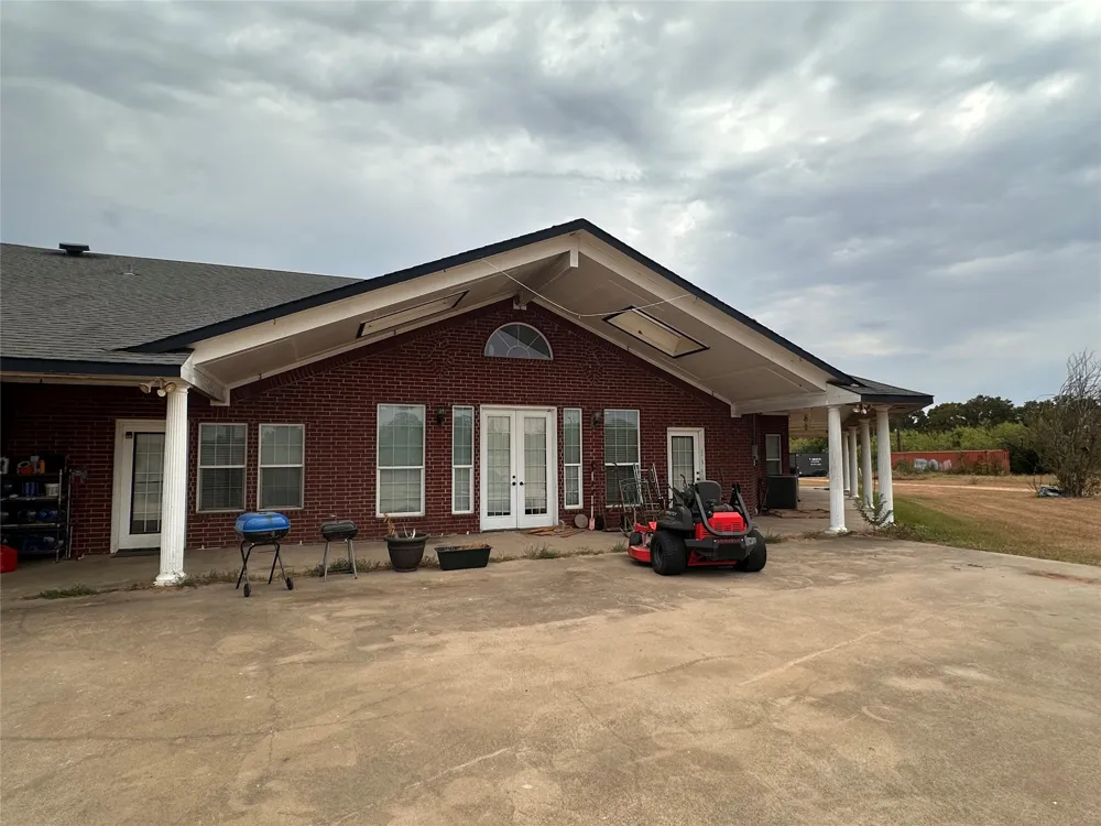 383 Lcr 476 Mexia, TX 76667