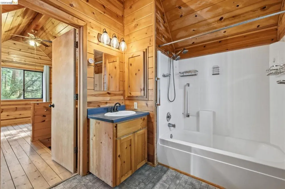 16947 E Brookside Dr. Sonora, CA 95370