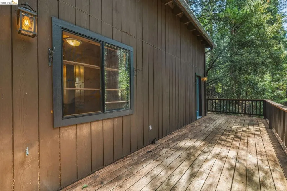 16947 E Brookside Dr. Sonora, CA 95370