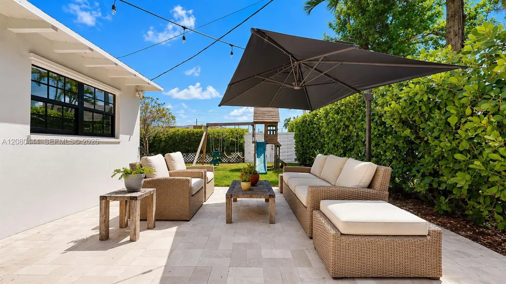 6 Carmona Ave Coral Gables, FL 33134