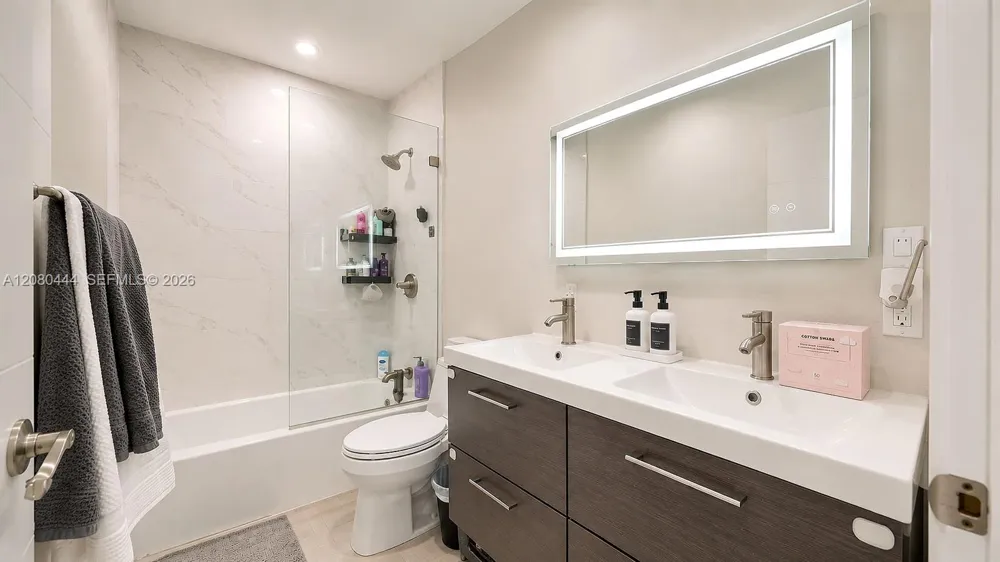 6 Carmona Ave Coral Gables, FL 33134