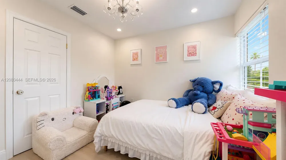 6 Carmona Ave Coral Gables, FL 33134