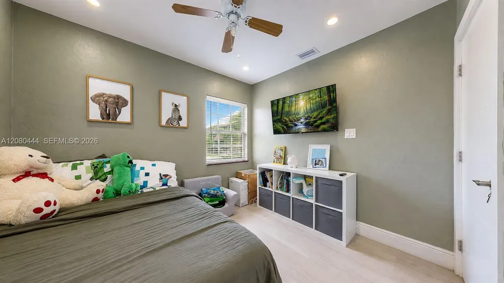 6 Carmona Ave Coral Gables, FL 33134