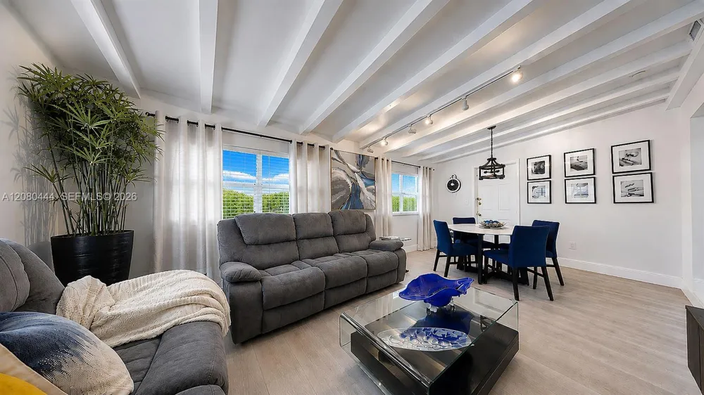 6 Carmona Ave Coral Gables, FL 33134