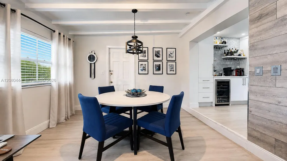 6 Carmona Ave Coral Gables, FL 33134