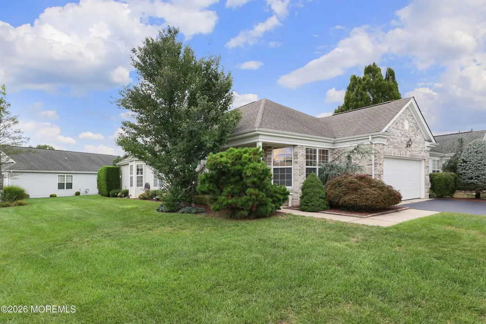 1 Essex Drive Jackson, NJ 08527