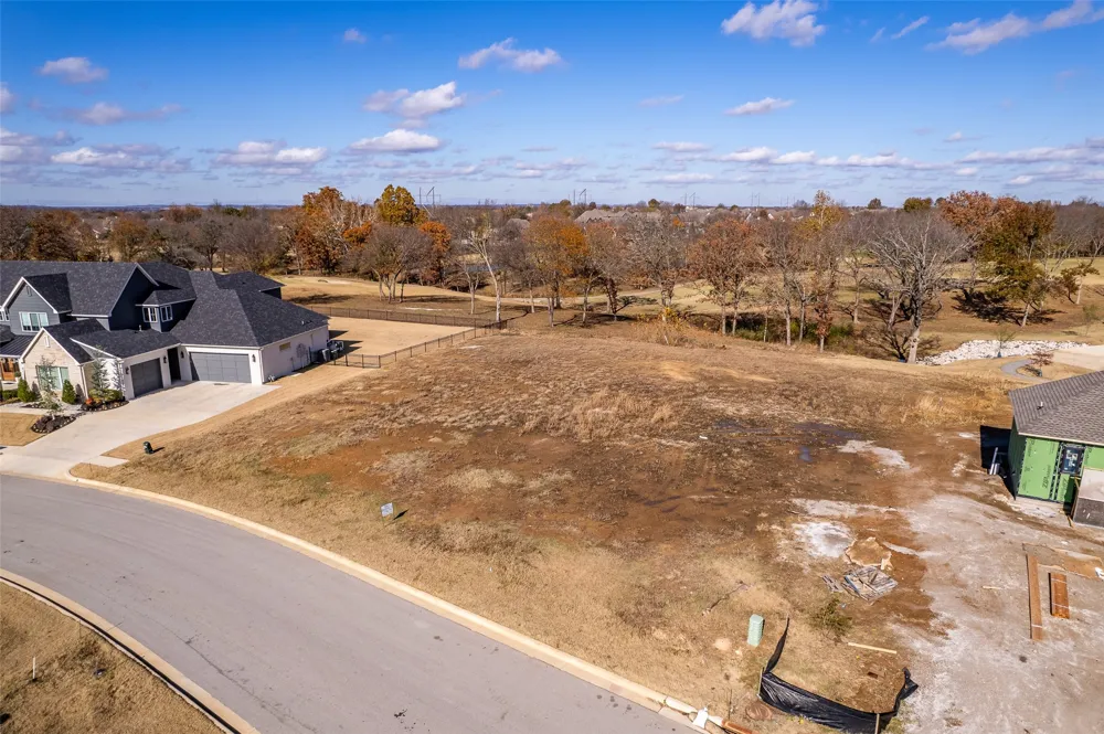 8812 E Elgin Street Broken Arrow, OK 74014