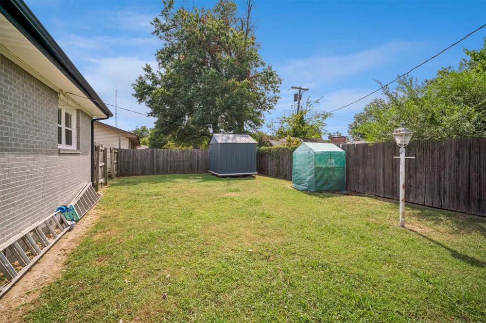 605 S Thompson Street Vinita, OK 74301