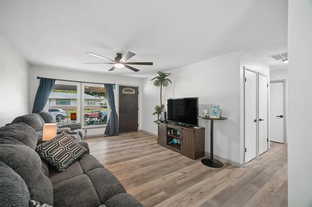 605 S Thompson Street Vinita, OK 74301