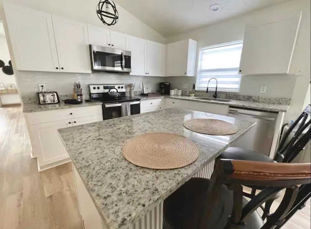 522 ROCHESTER LOOP Davenport, FL 33897