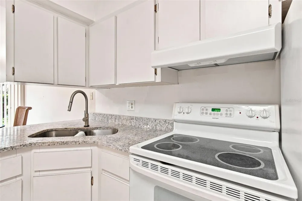 1655 S HIGHLAND AVENUE #B110 Clearwater, FL 33756