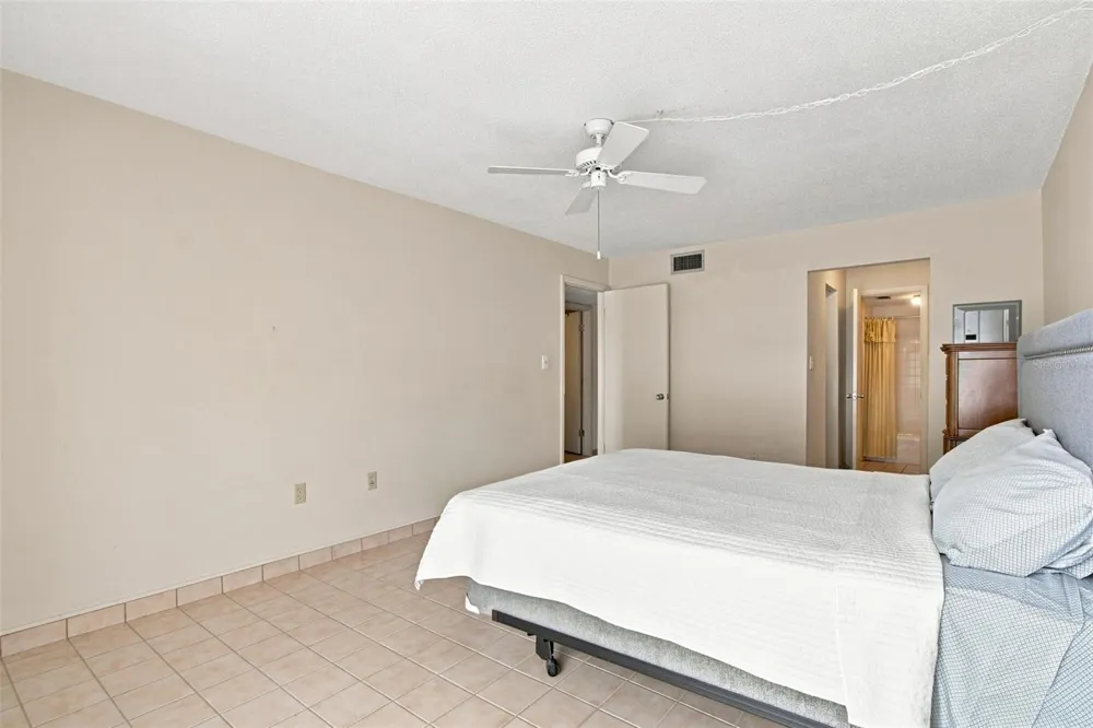1655 S HIGHLAND AVENUE #B110 Clearwater, FL 33756