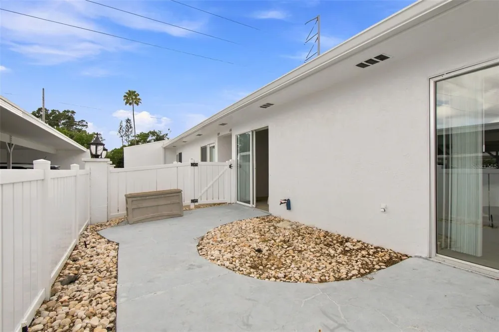 1655 S HIGHLAND AVENUE #B110 Clearwater, FL 33756