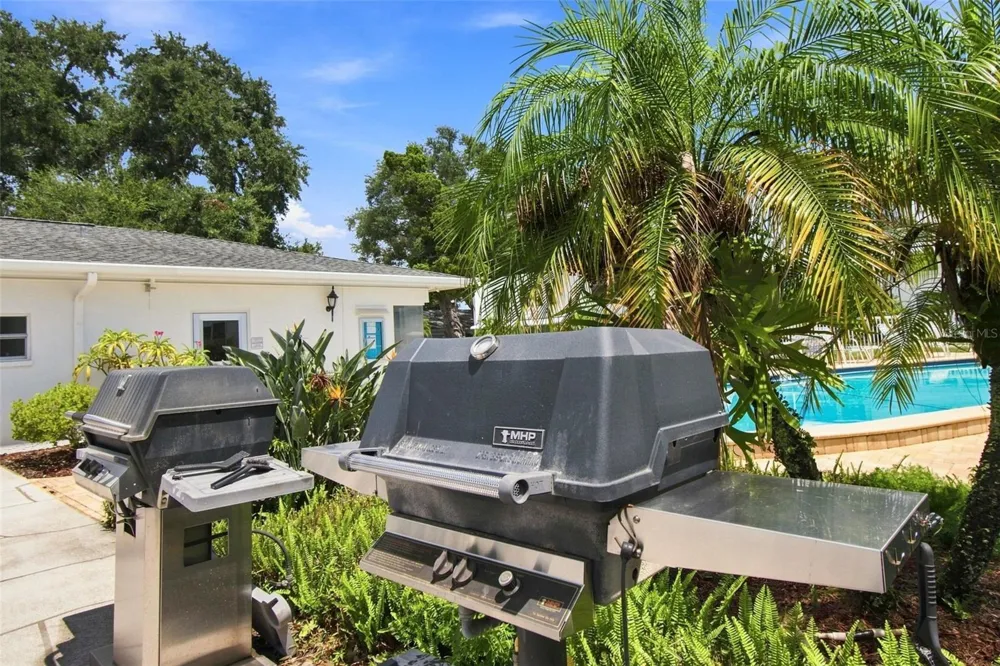 1655 S HIGHLAND AVENUE #B110 Clearwater, FL 33756
