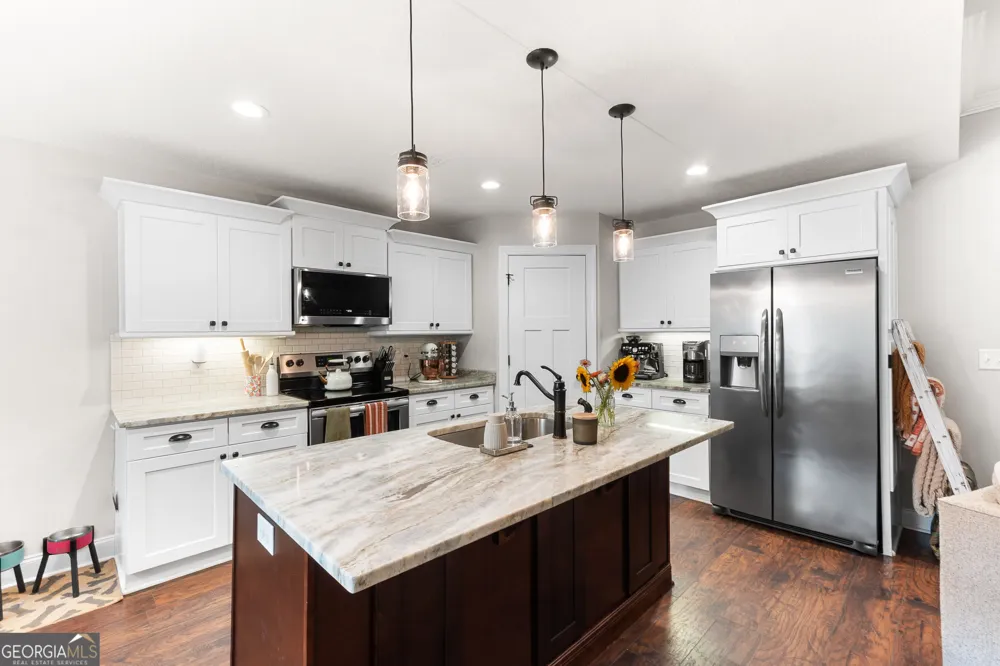 105 Avington Chase Perry, GA 31069