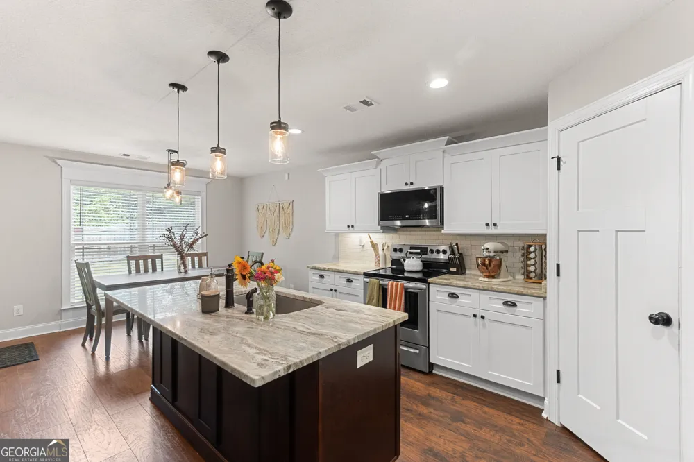 105 Avington Chase Perry, GA 31069